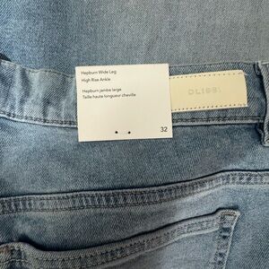 NWT DL1961 Hepburn Wide Leg High Rise Ankle
